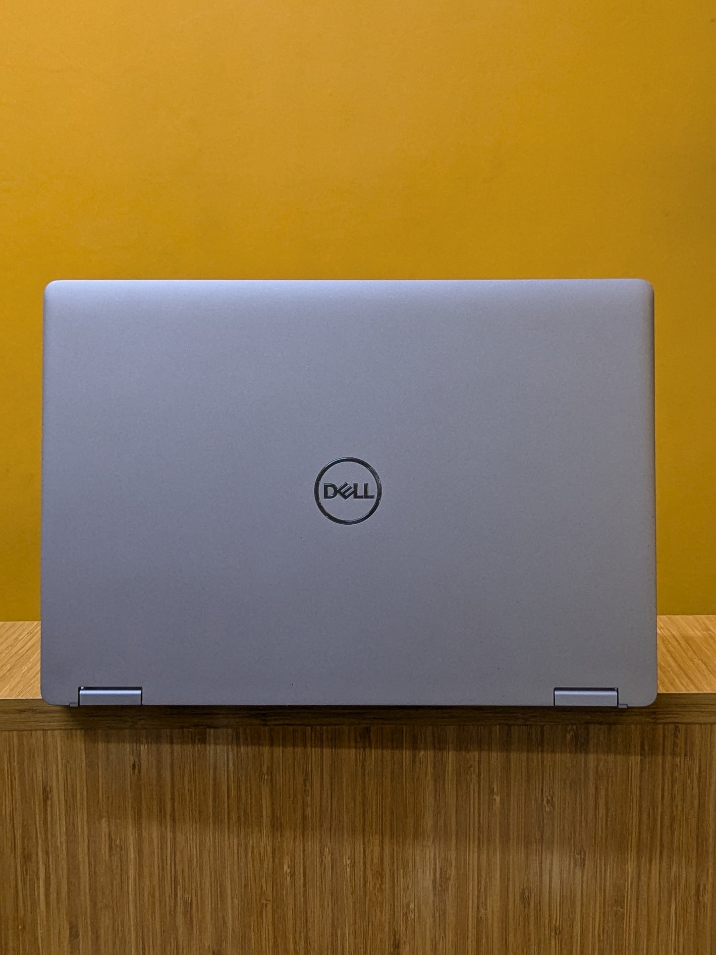 Dell Latitude 3310 2 in 1 Laptop Core i5 Ram 8gb SSD 256gb, 8th Generation,Touch Screen, Colour silver, Full HD, Display Size 14 inches