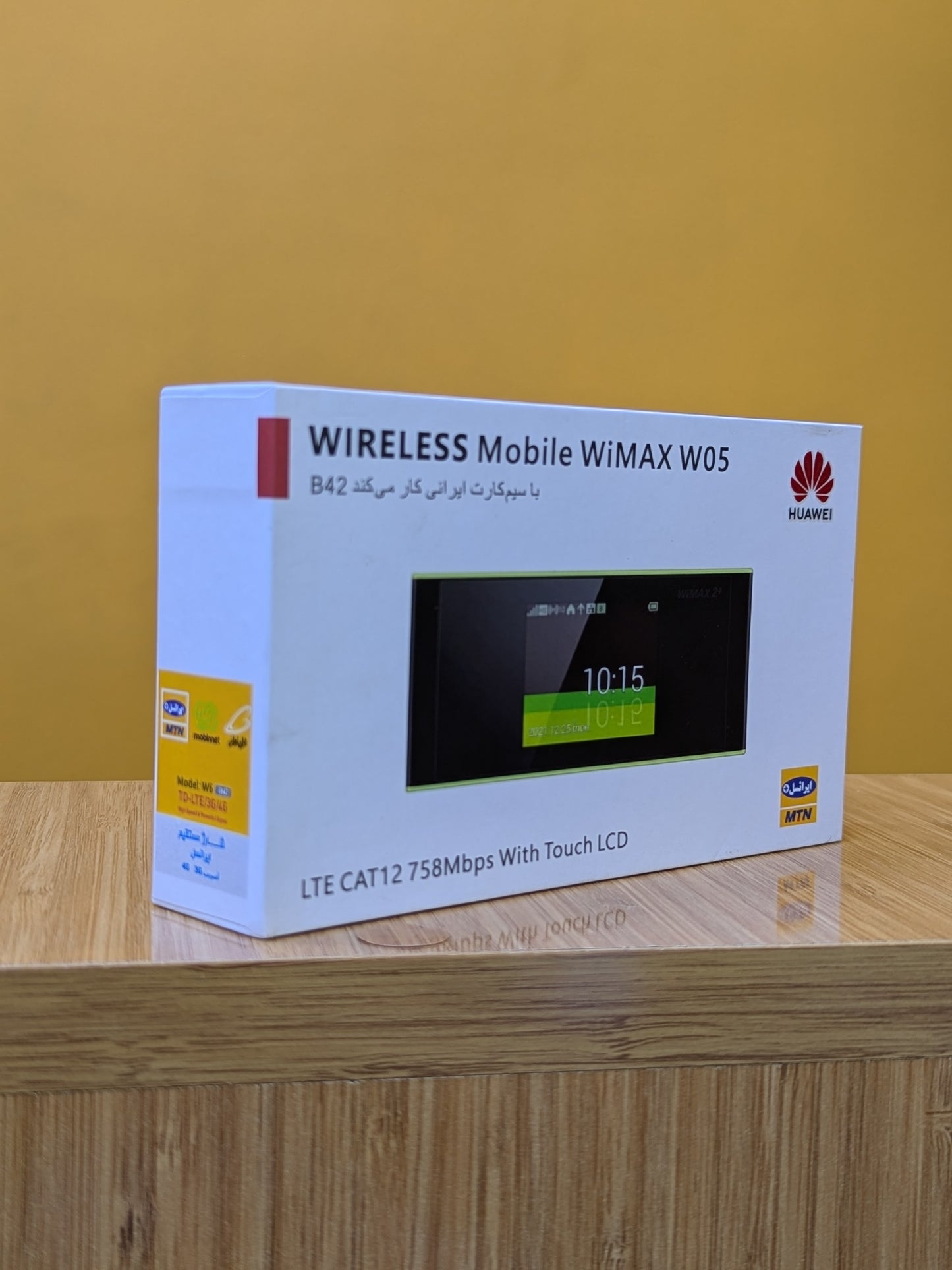 Huawei Wireless Mobile Router, 4G LTE CAT12 758Mbps, With Touch LCD, Up to 16 Users, Universal Sim card Connection.
