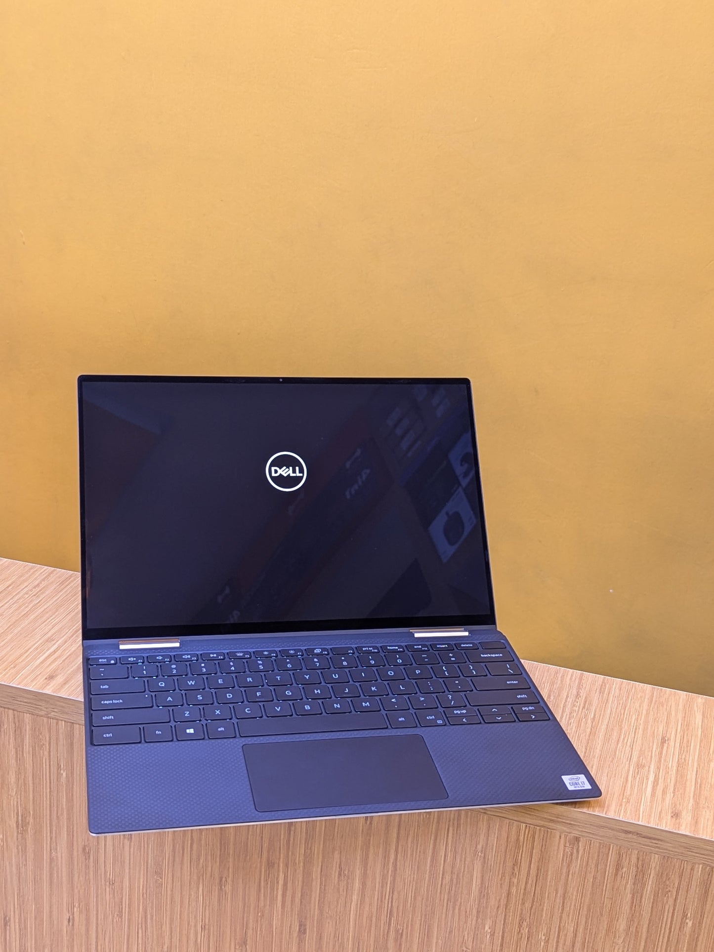 Dell xps 13 7390 Core i7 ram 16gb SSD 512gb X360 Convertible 10th Generation, touchscreen, Fingerprint