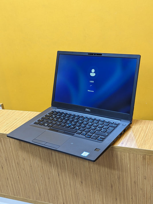 Dell Latitude 7490 Intel core i5, Ram 8GB DDR4, SSD 256GB, 8th Generation, Backlight keyboard, Windows 11, Display 14 inches