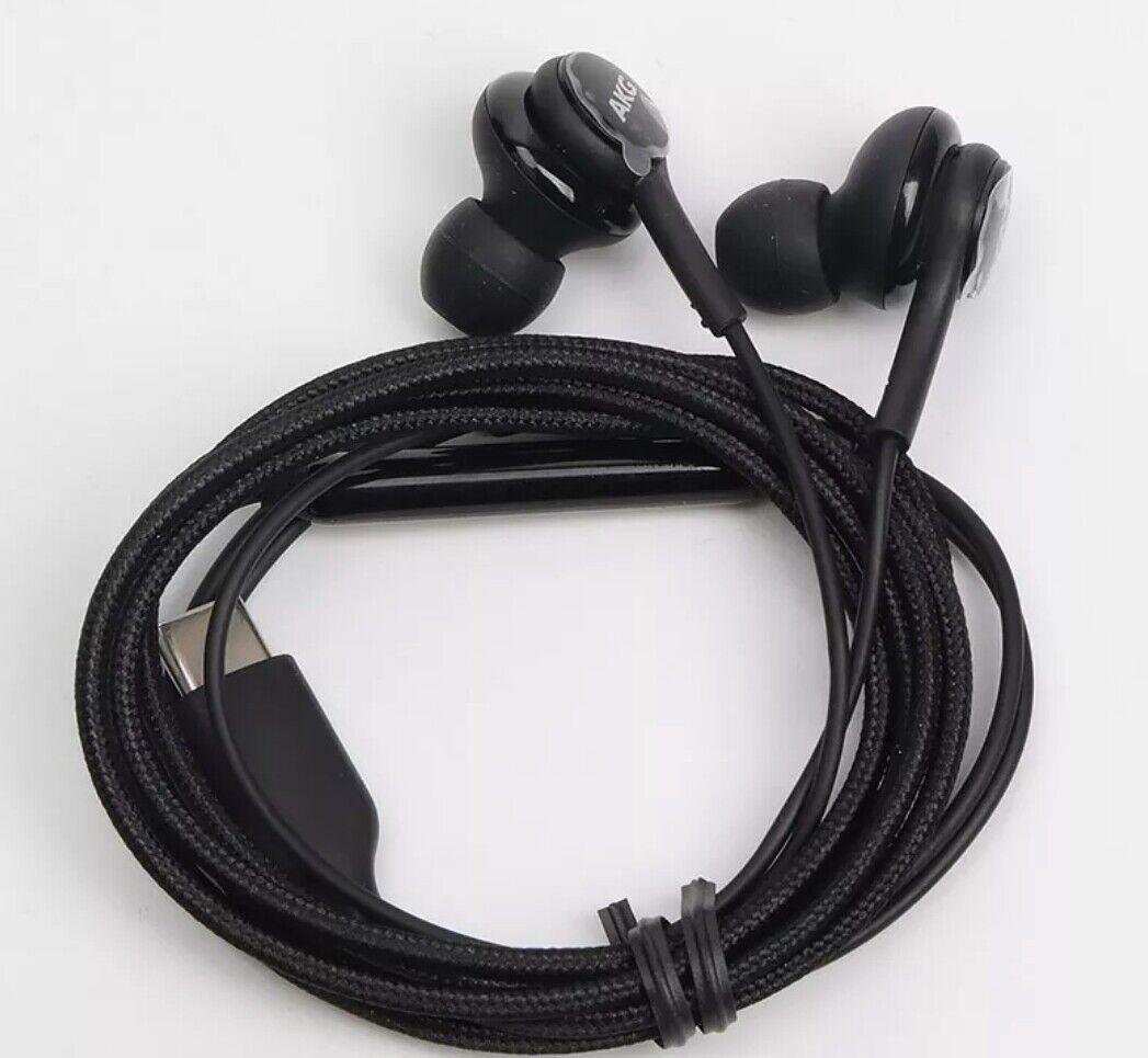 AKG TYP-C-KOPFHÖRER