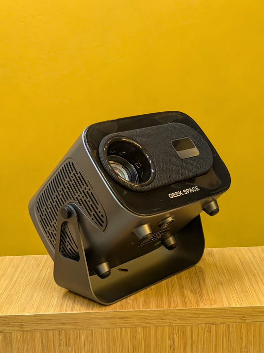 LCD Full HD Video Projector, GEEK SPACE A10 plus
