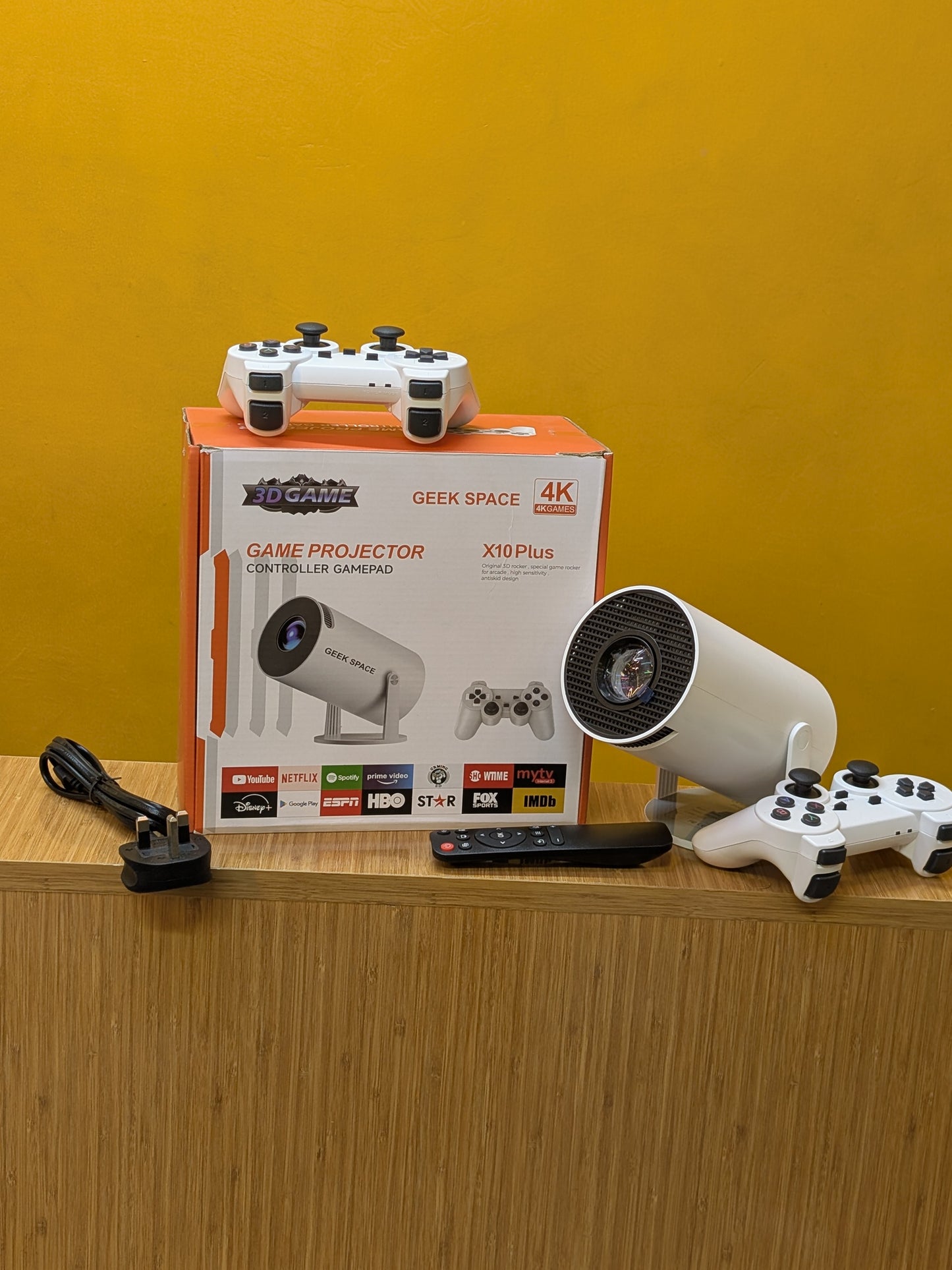 Game Projector GEEK SPACE, X10 Plus, 4K