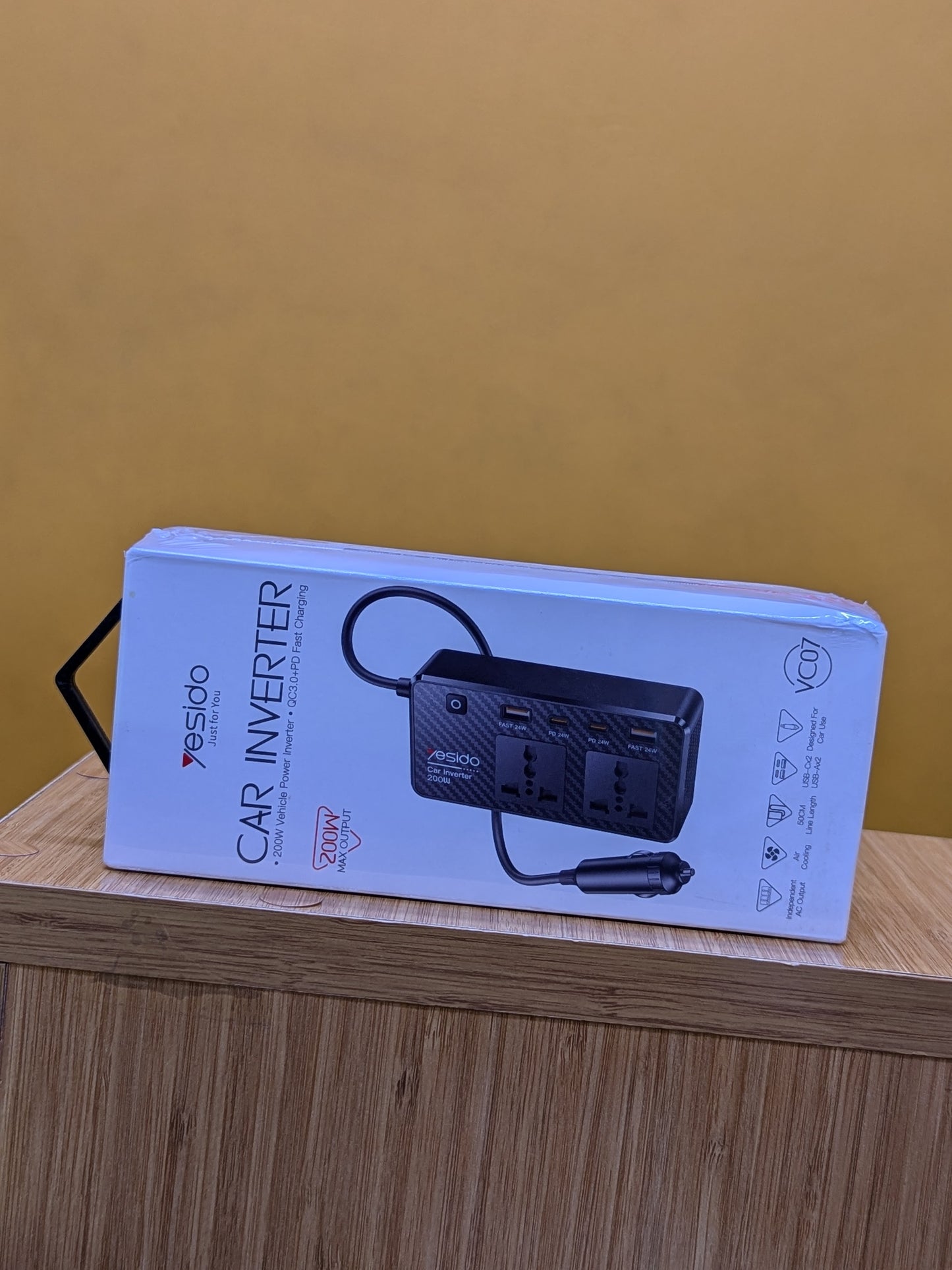 yesido Car Inverter 200W (VC 07)