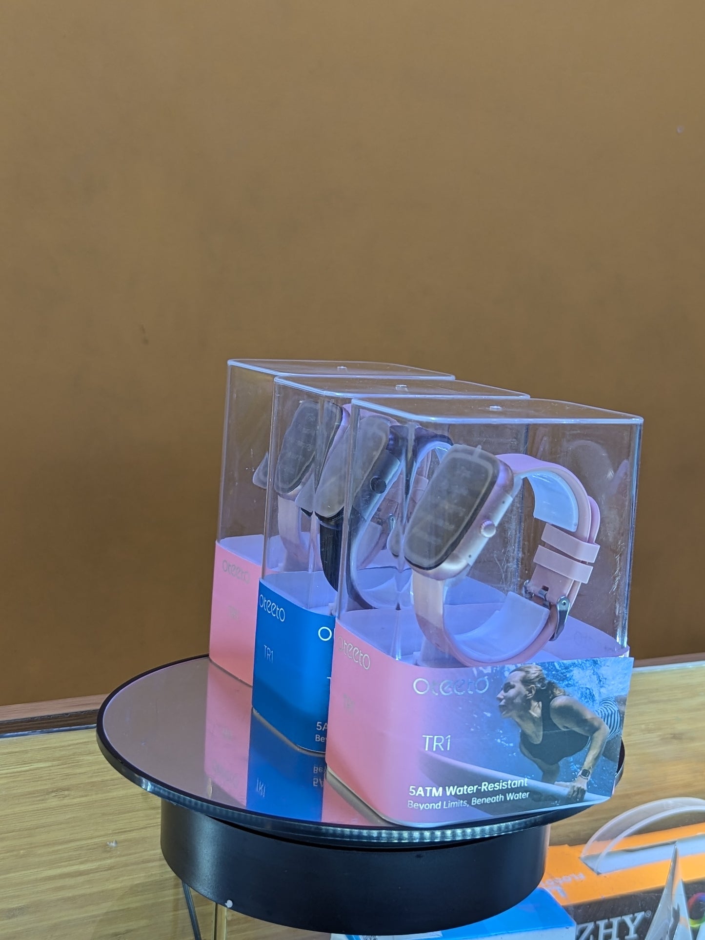 Oteeto TR1 Smart Watch