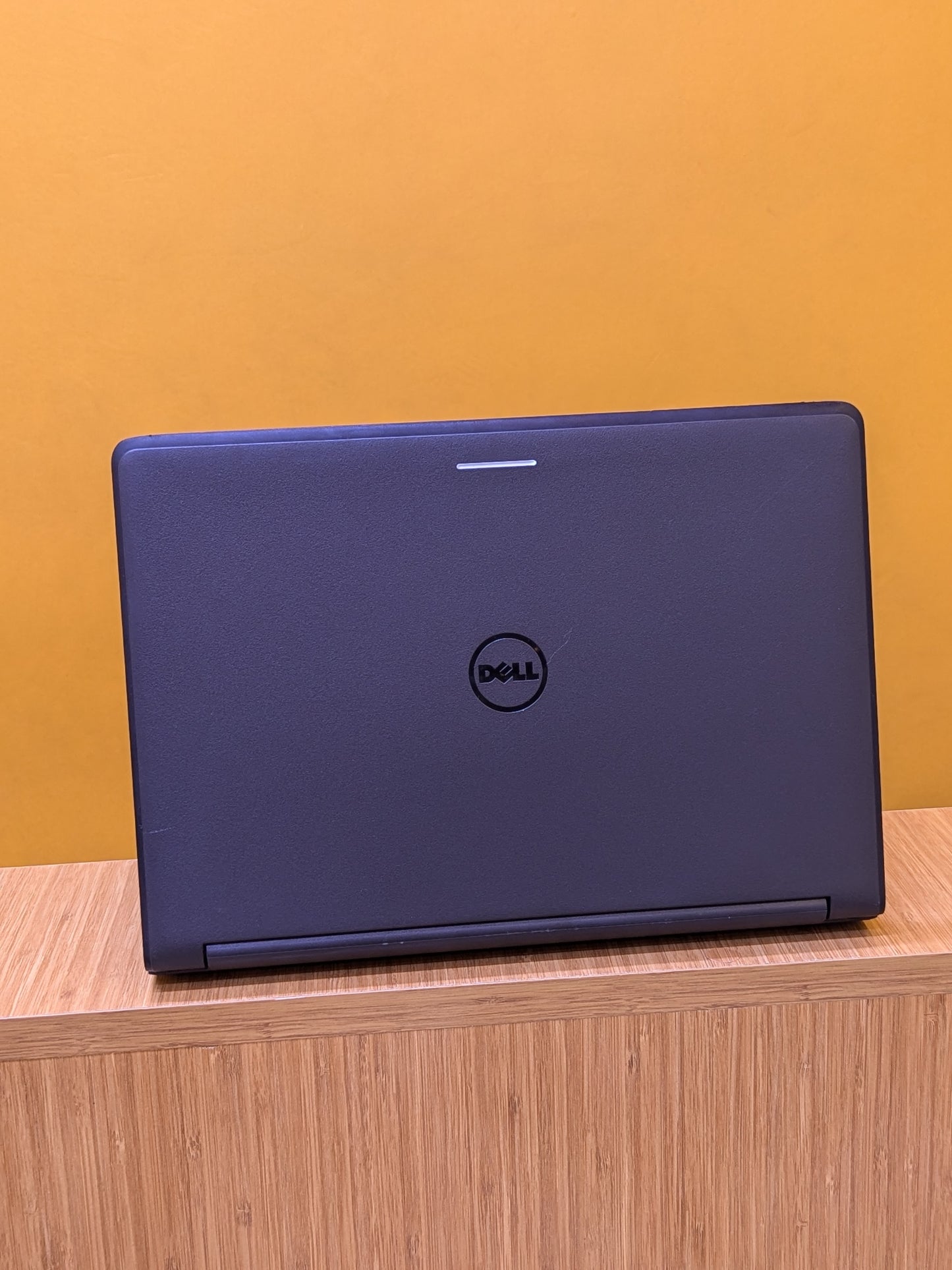 Dell Latitude 3160 Intel Core 2 duo Ram 4GB HDD 500GB Touchscreen Display size 12.6"