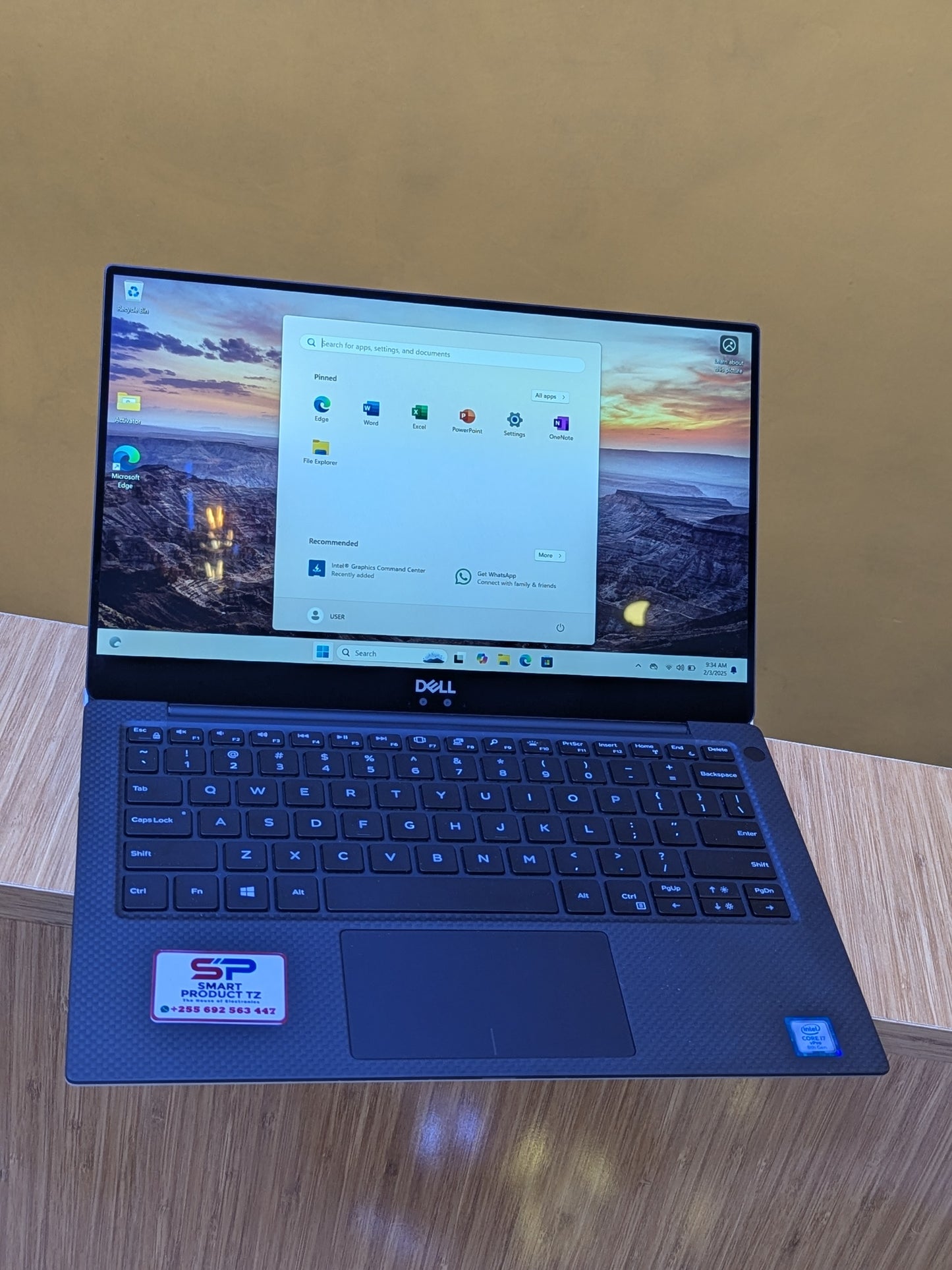 Dell xps 13 9370 intel Core i7 Ram 16GB SSD 512GB 8th Generation Resolution Full HD Display size 13"