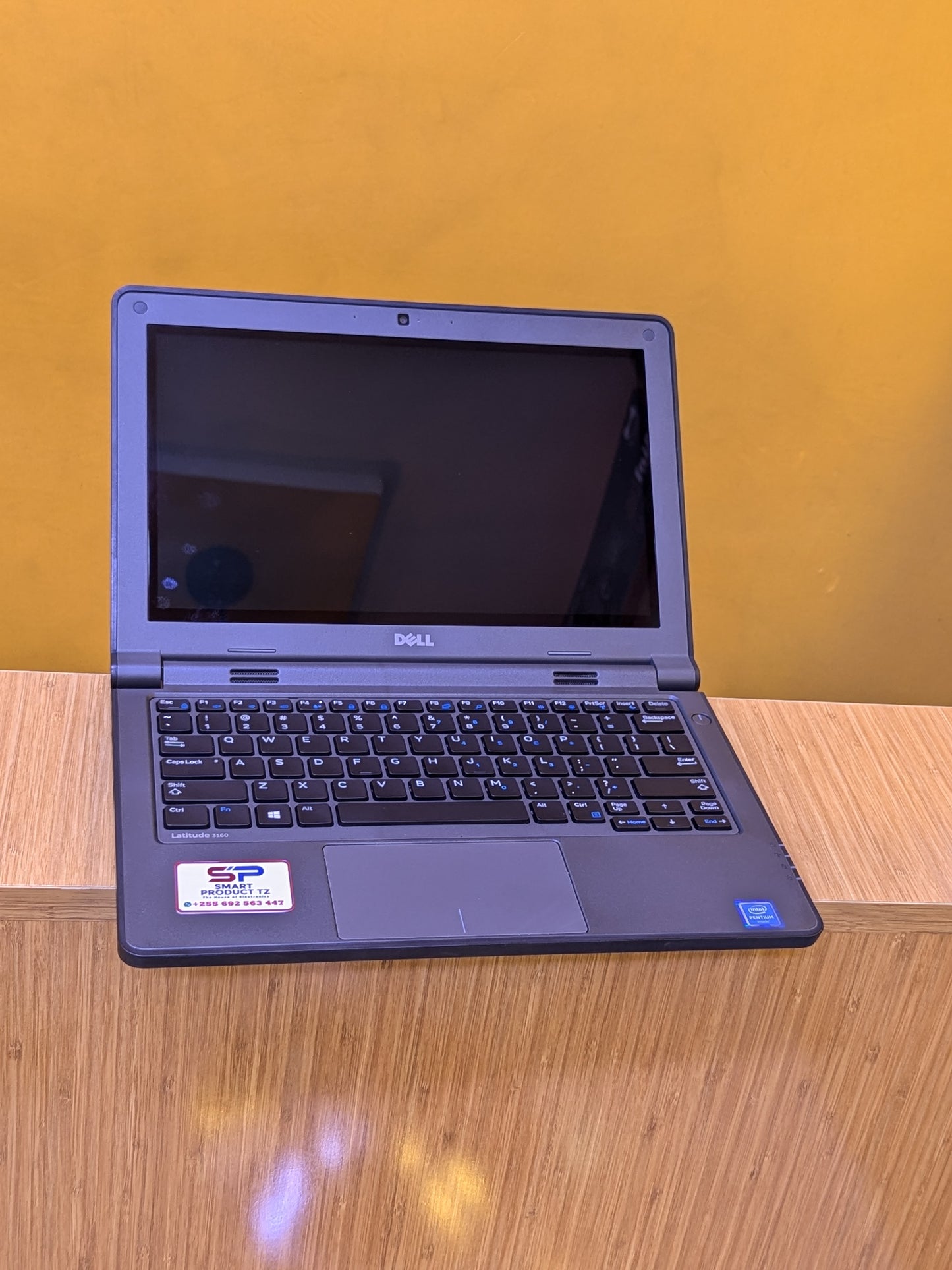 Dell Latitude 3160 Intel Core 2 duo Ram 4GB HDD 500GB Touchscreen Display size 12.6"
