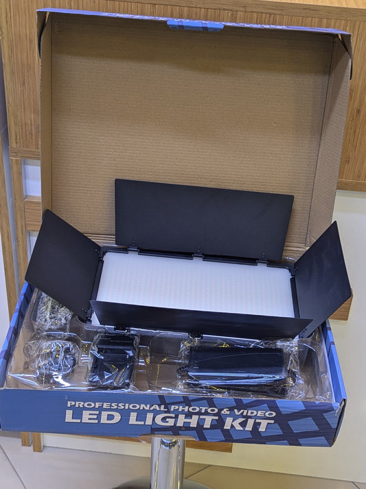 Professional photo & Video LED LIGHT KIT Pro LED 800