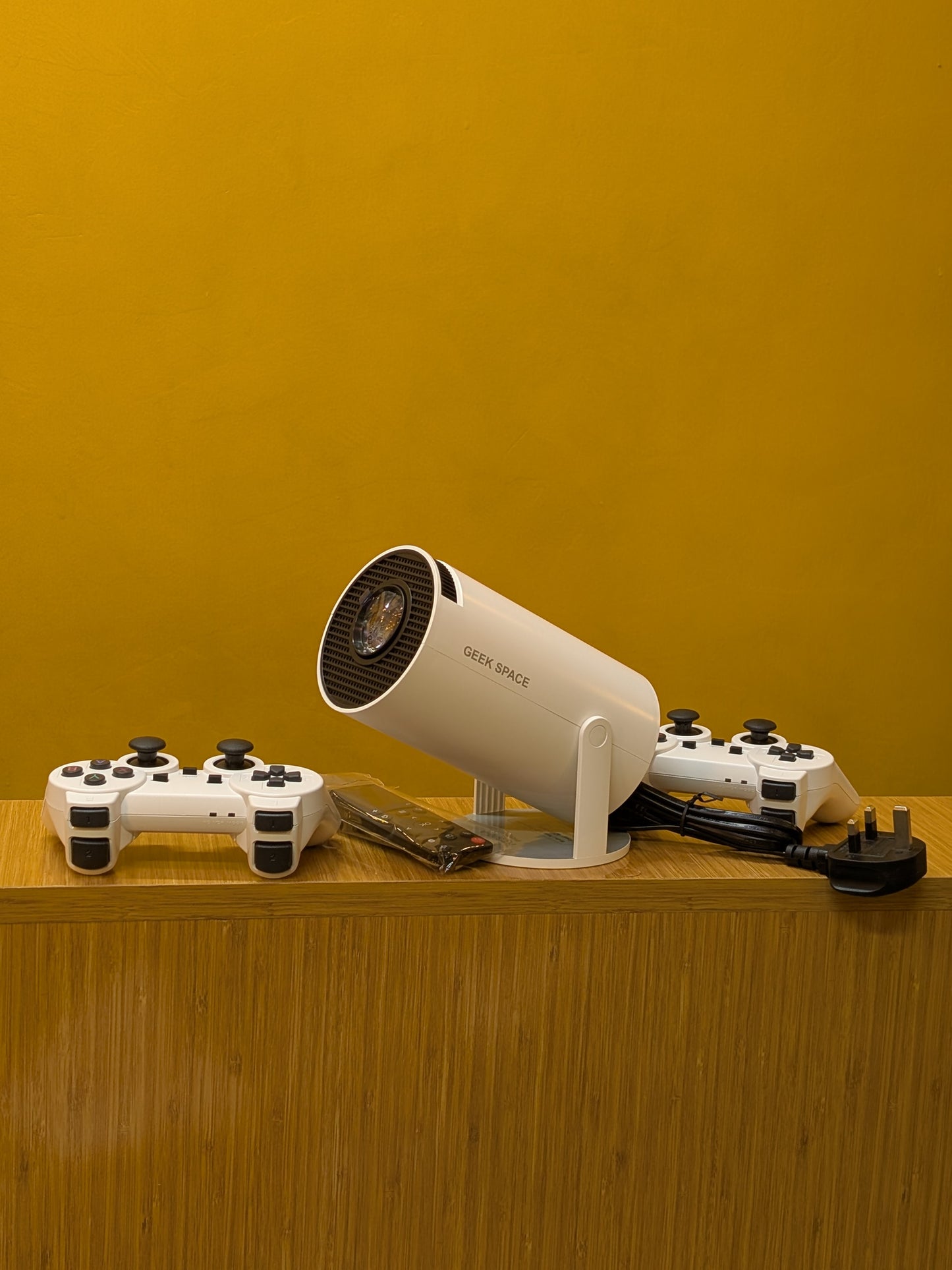 Game Projector GEEK SPACE, X10 Plus, 4K