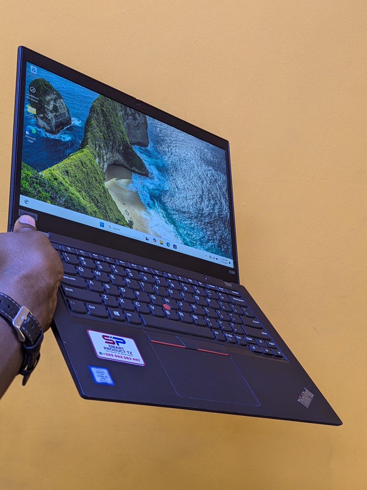 Lenovo thinkpad X390 Core i5 Ram 8GB SSD 256GB 8th Gen touchscreen.