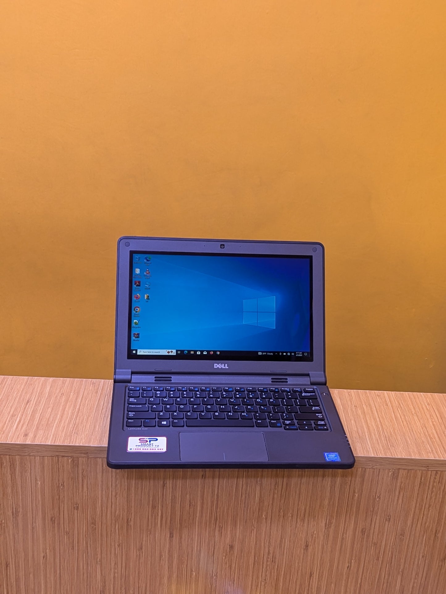 Dell Latitude 3160 Intel Core 2 duo Ram 4GB HDD 500GB Touchscreen Display size 12.6"