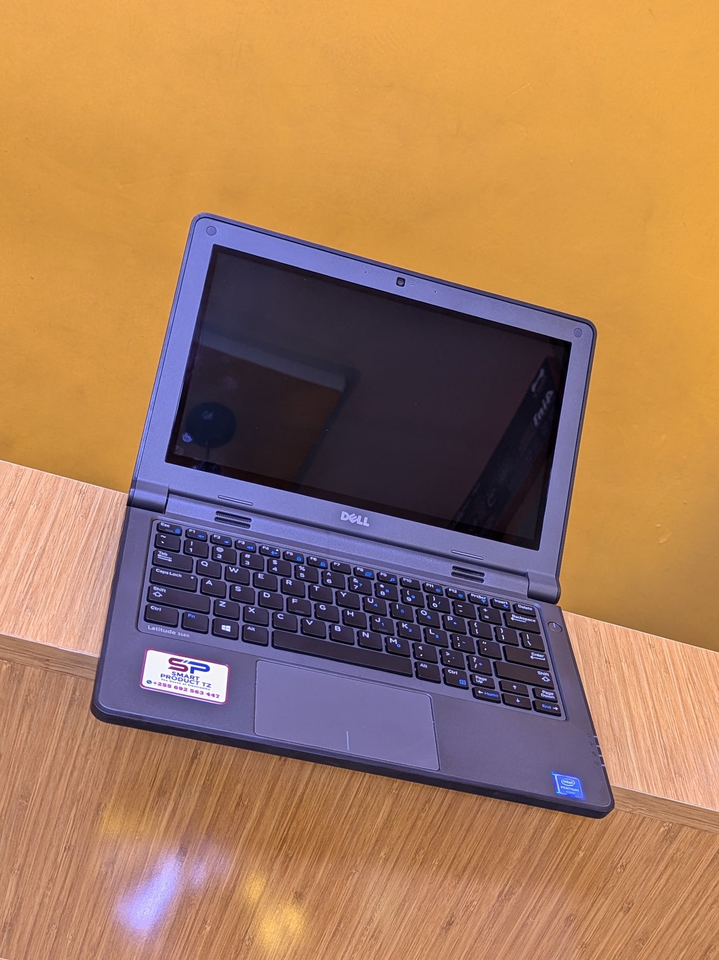 Dell Latitude 3160 Intel Core 2 duo Ram 4GB HDD 500GB Touchscreen Display size 12.6"