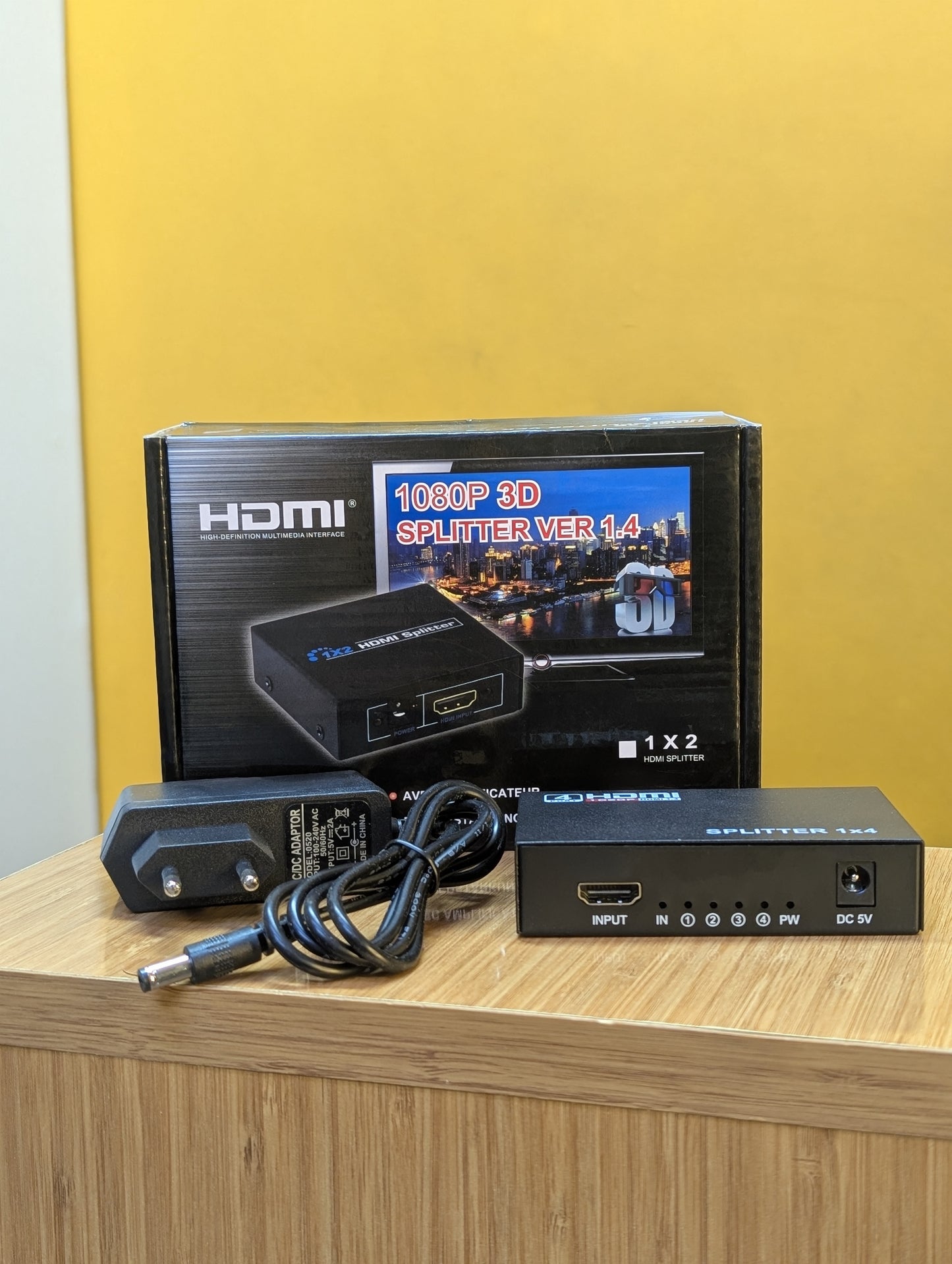 HDMI Splitter 1 x 4 (1 i'nput 4 Output HDMI)