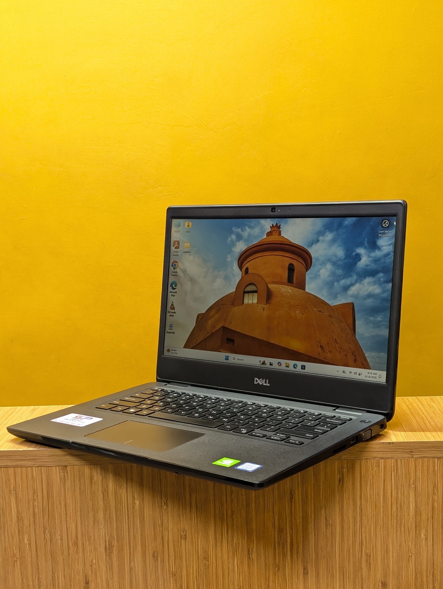 Dell Latitude 3400 Core i7 Ram 16gb SSD 256gb Graphics Card Invidia MX130 2Gb  8th generation Gaming Laptop Display 14"