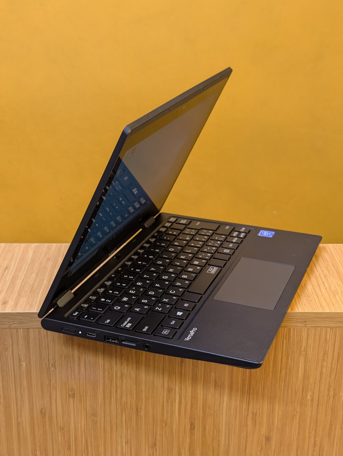 Brand New Laptop : NEC VersaPro D64G9 Intel Celeron Ram 4gb Storage: SSD 200Gb