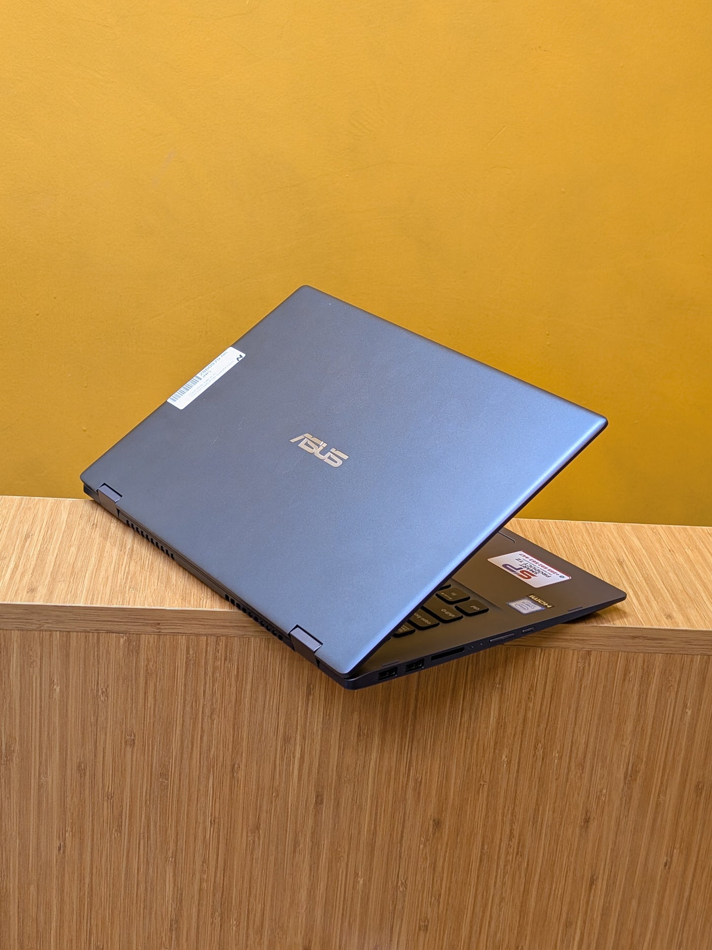 ASUS VivoBook Flip 14 TP412FA. Core i5 Ram 8gb ssd 256gb 8th Generation