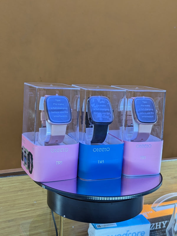 Oteeto TR1 Smart Watch