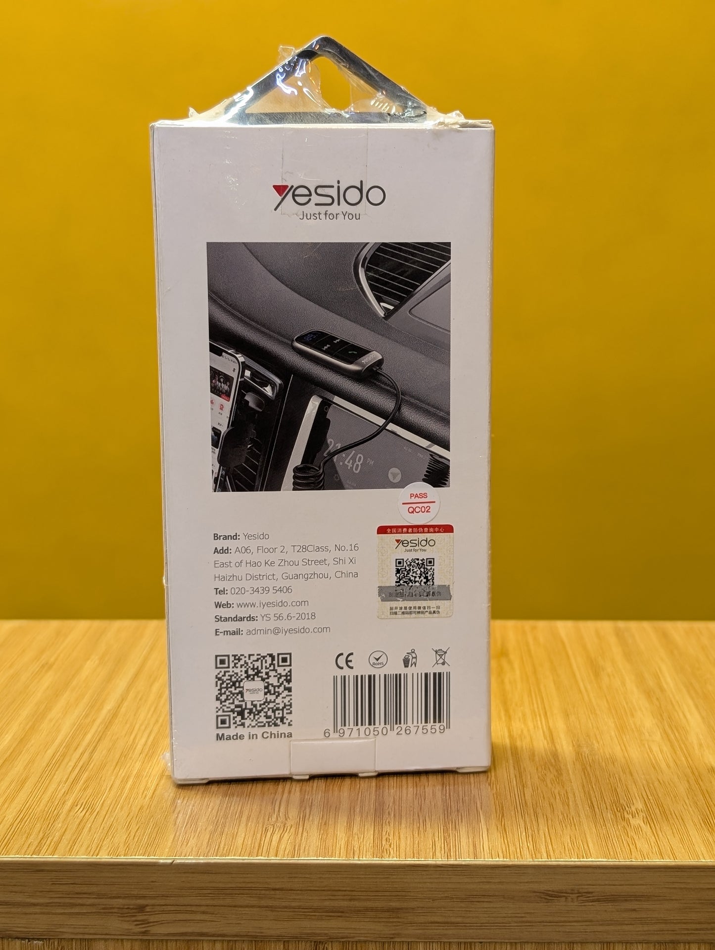 Yesido YAU32 Fm Receiver - Wireless And AUX Car Fm Audio Adapter